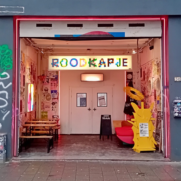 MEUK Release Rave Venue Roodkapje